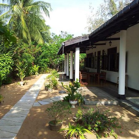 The Danish Villa Resort Arugam Bay Exterior photo