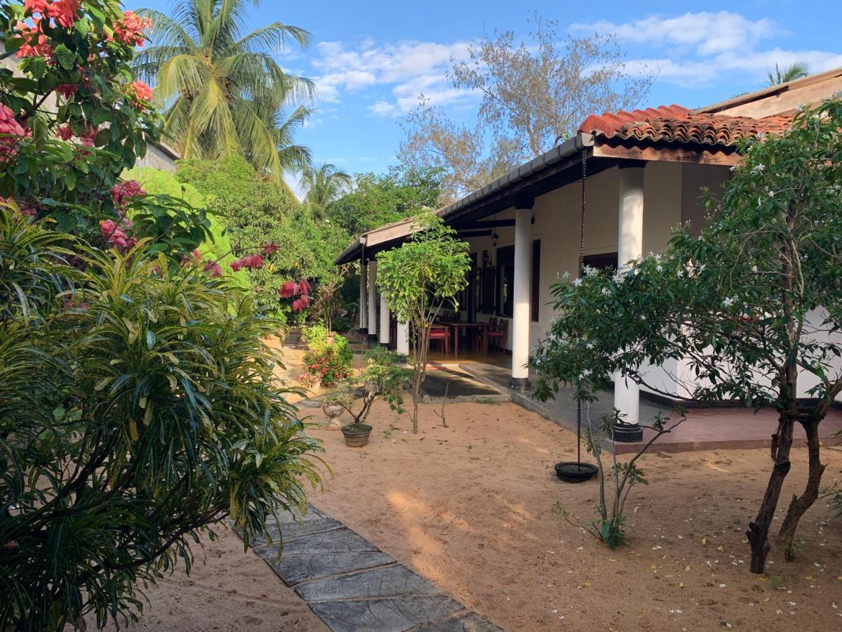 The Danish Villa Resort Arugam Bay Exterior photo